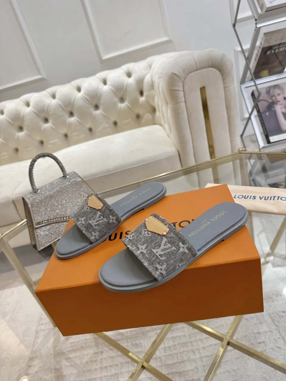 👟👟Ex-factory price 340👟👟 Genuine leather sole +40 Lv denim jacquard slippers, ex-factory price 70-43 Leather sole +40